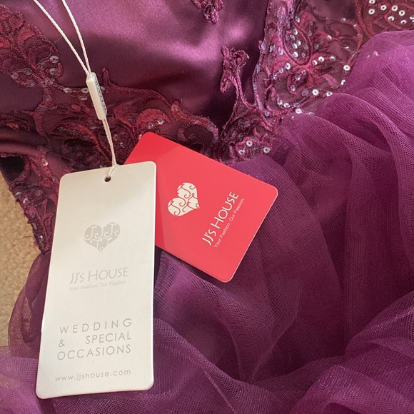 JJ House NWT special occasion dress - Picture 12 of 13